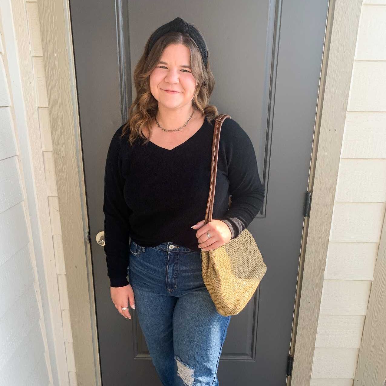 Summer Scoop Neck: 5 Outfit Ideas For Your Capsule Wardrobe - Oliver Charles