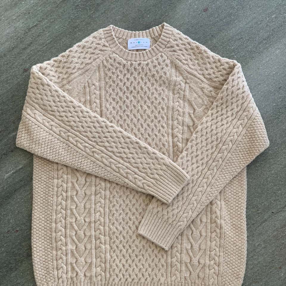 What Deodorant Do You Use With Wool Sweaters? - Oliver Charles